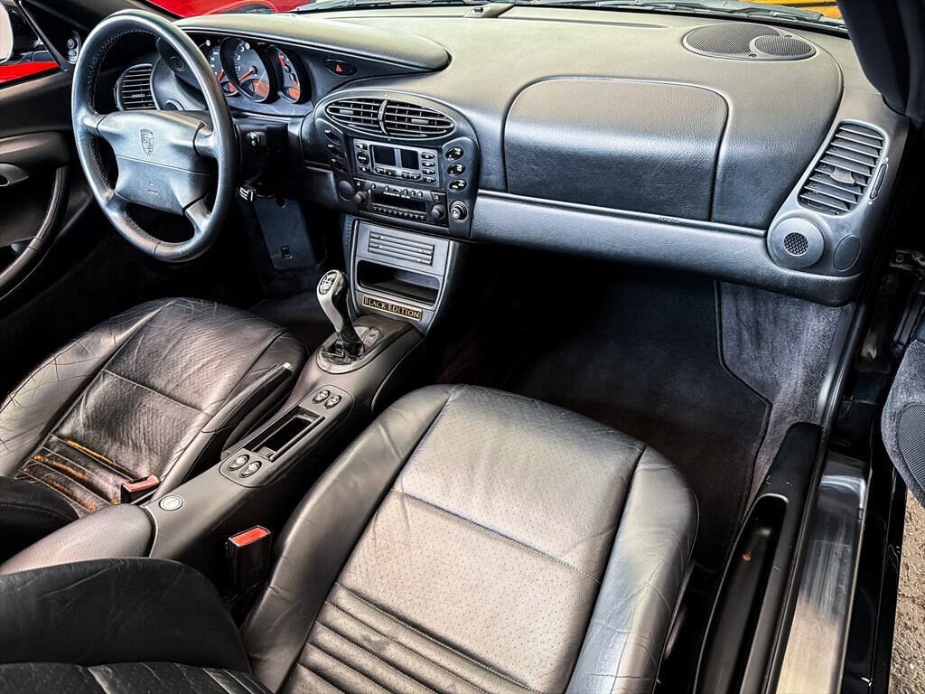 Used 2000 Porsche Boxster RWD image 22