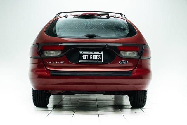 Used 2003 Ford Taurus SE FWD image 16