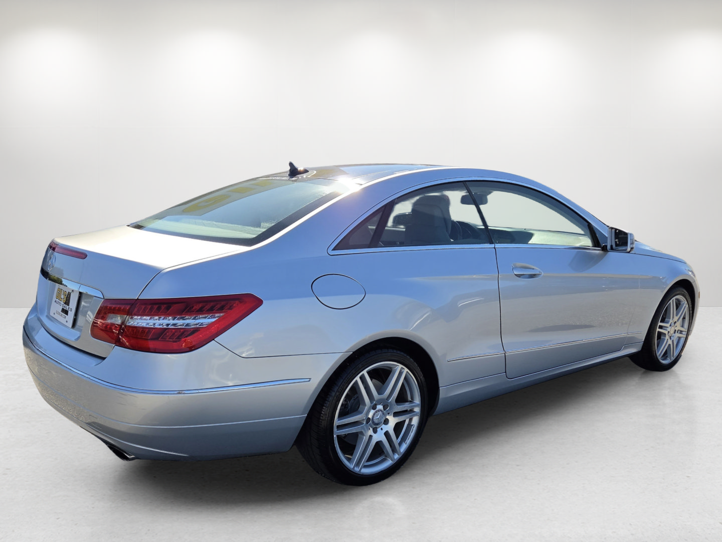 Used 2010 Mercedes-Benz E 350 Coupe image 5