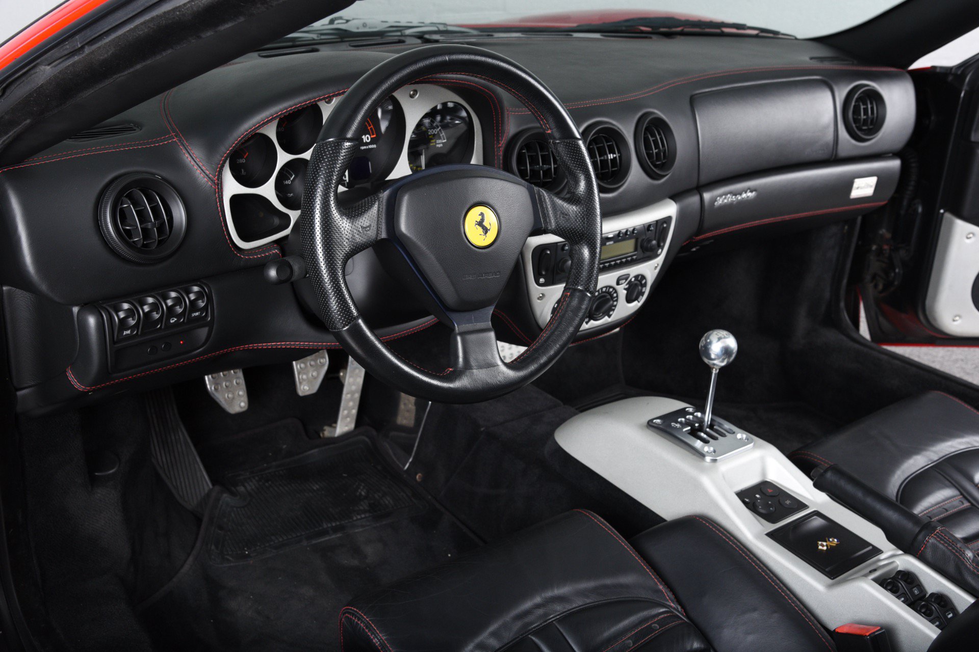 Used 2001 Ferrari 360 Spider RWD image 4