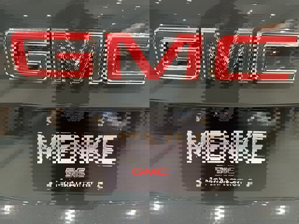 New 2026 GMC Yukon XL AT4 w/ LPO, Floor Liner Package image 9