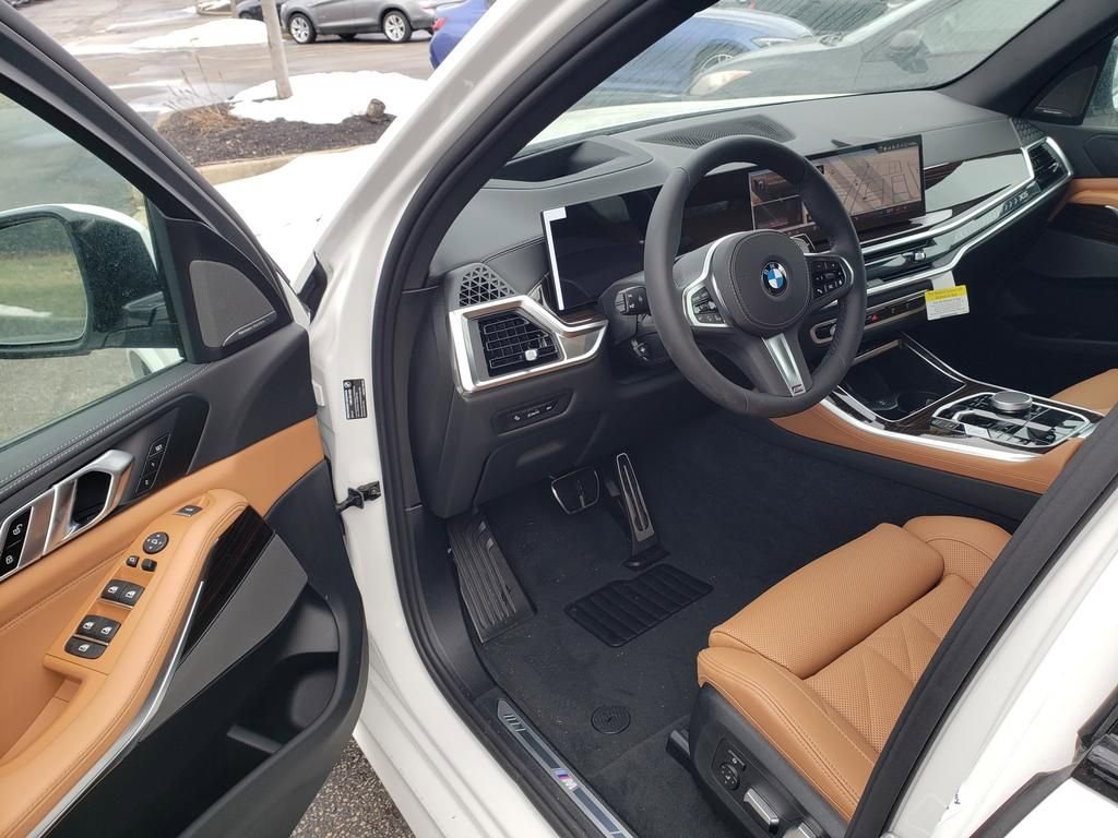 New 2026 BMW X5 xDrive40i w/ M Sport Package image 6