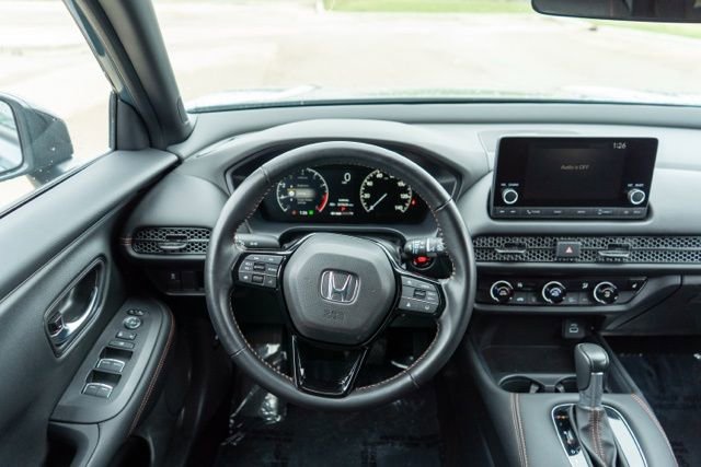 Used 2025 Honda HR-V Sport image 13