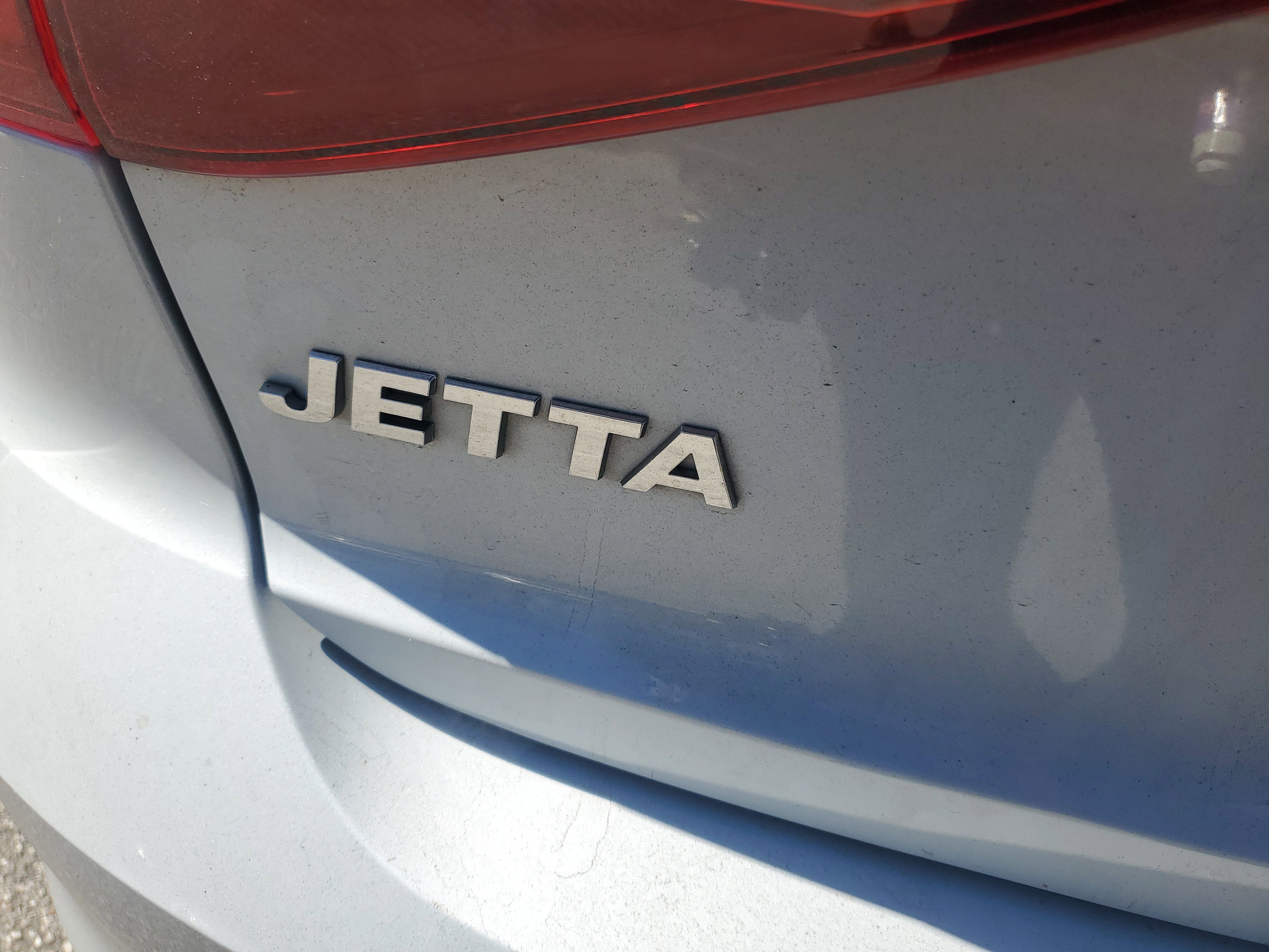 Used 2017 Volkswagen Jetta S image 7