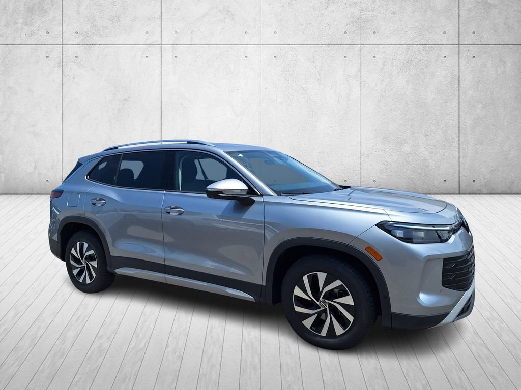 New 2025 Volkswagen Tiguan S image 3