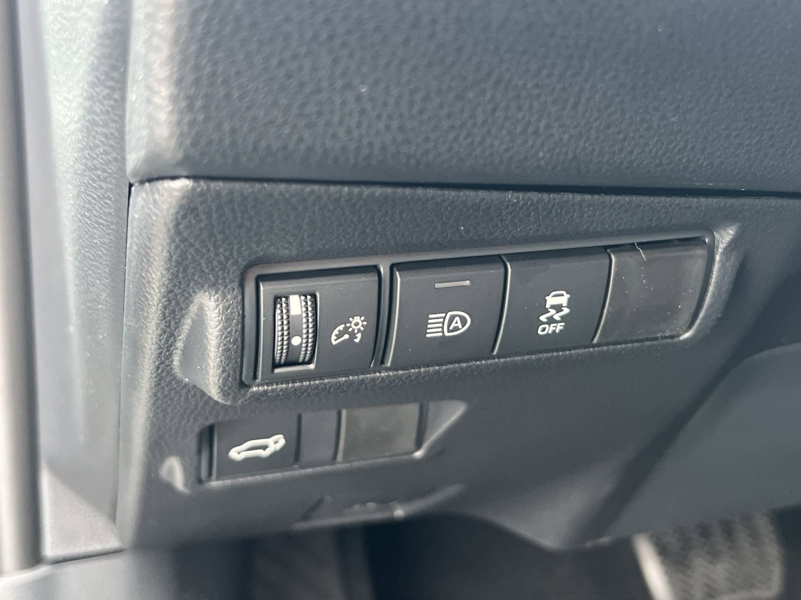 New 2026 Toyota Corolla Cross XLE image 23