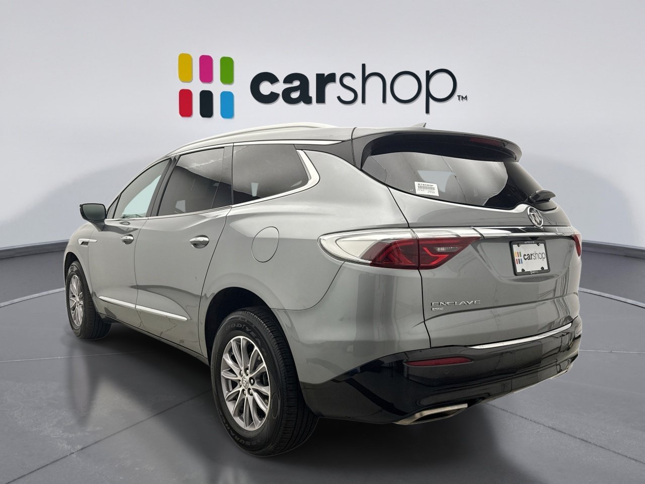 Used 2023 Buick Enclave Essence AWD/4WD image 3