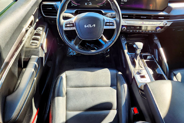 Used 2023 Kia Telluride S AWD/4WD image 18