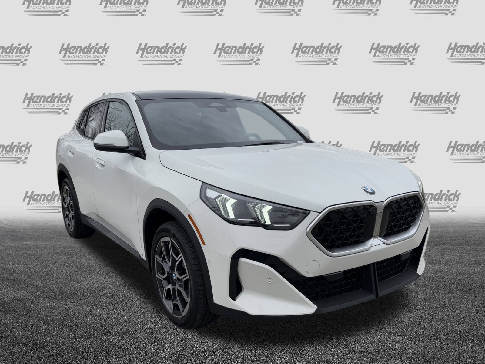 Certified 2025 BMW X2 xDrive28i image 2