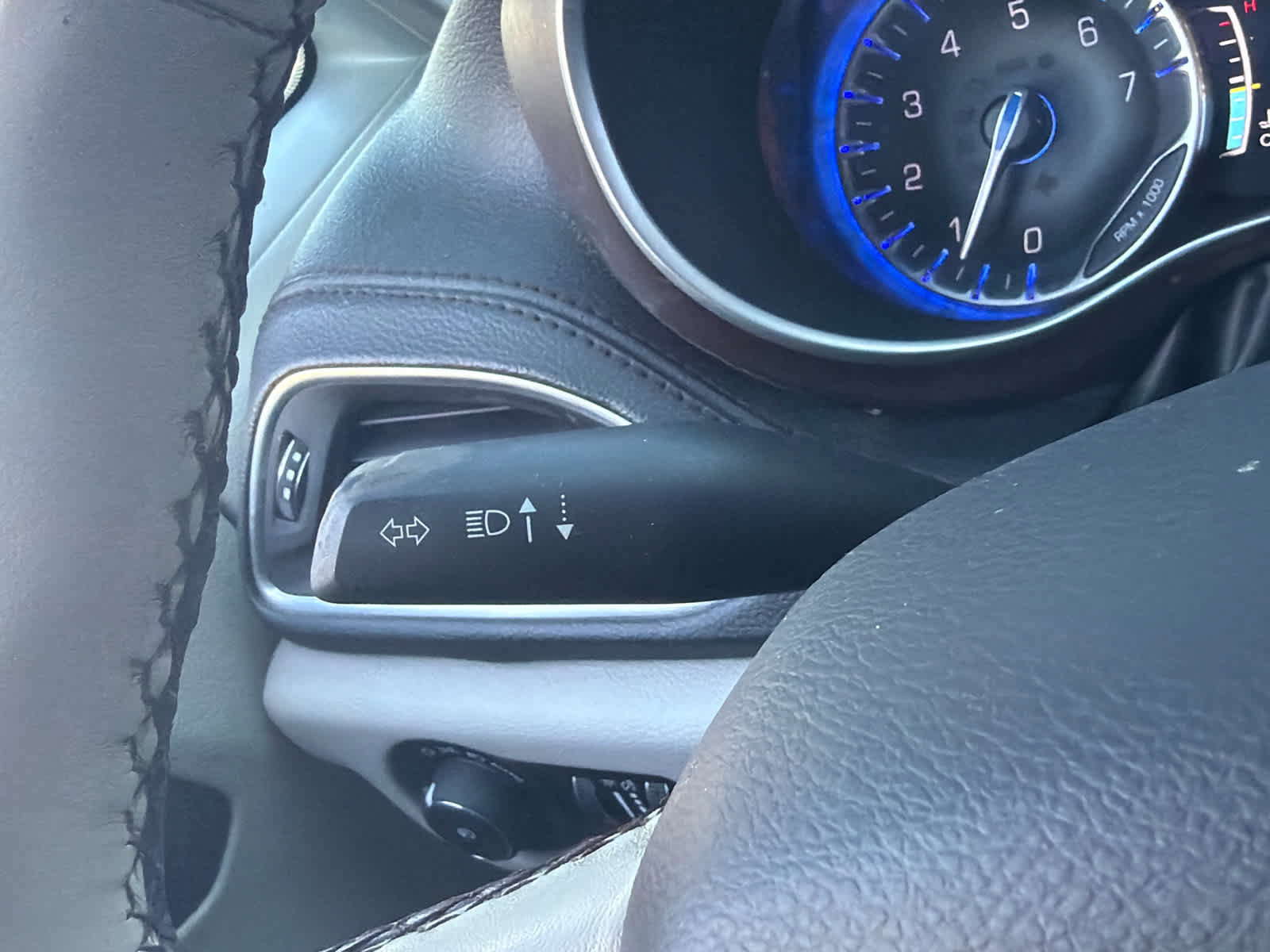 Used 2020 Chrysler Pacifica Limited w/ Advanced Safetytec Group FWD image 24