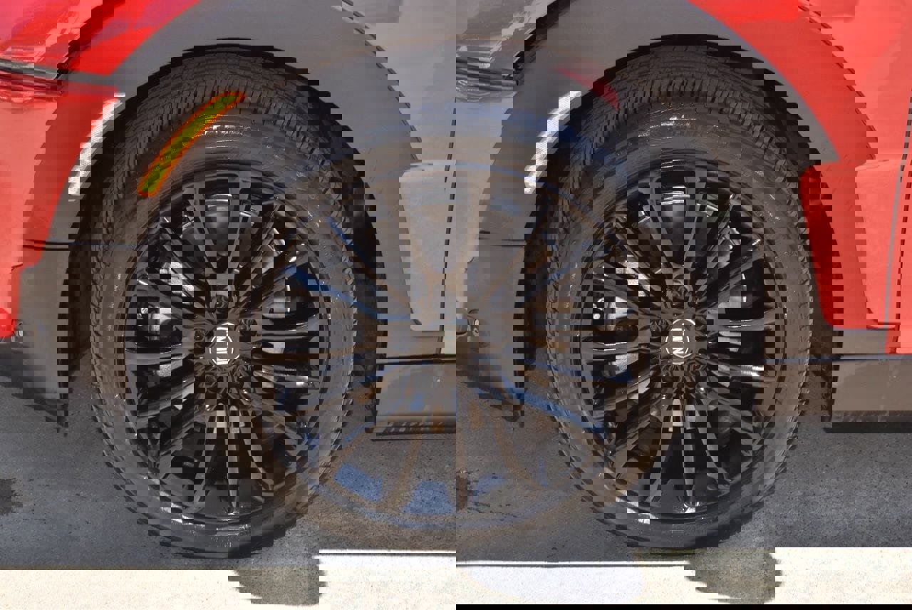 Used 2024 MINI Cooper Clubman S w/ Signature Upholstery Package image 39