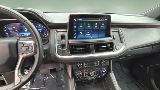 Used 2024 Chevrolet Suburban LT image 10