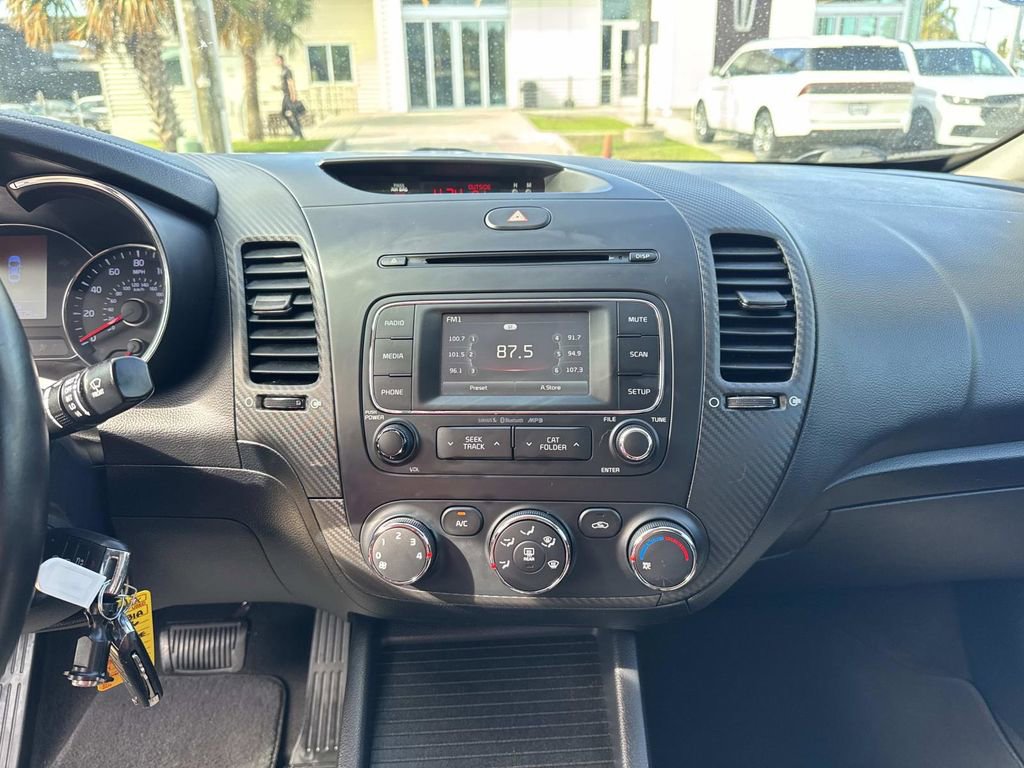 Used 2016 Kia Forte EX FWD image 25
