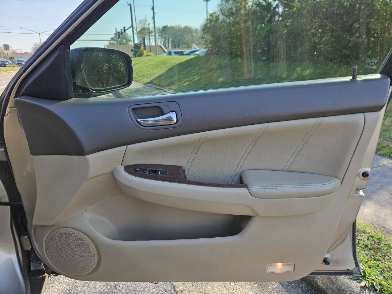 Used 2006 Honda Accord EX image 16