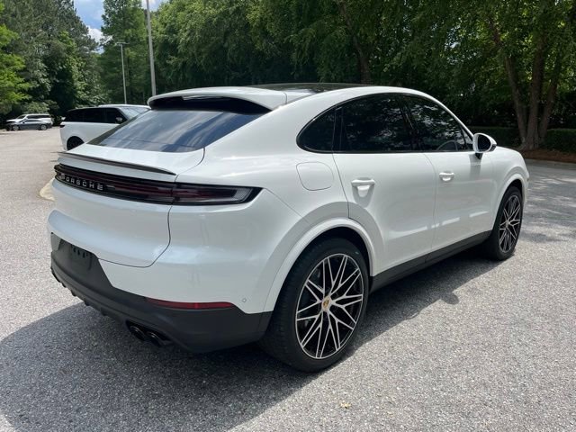 Used 2024 Porsche Cayenne Coupe AWD/4WD image 9