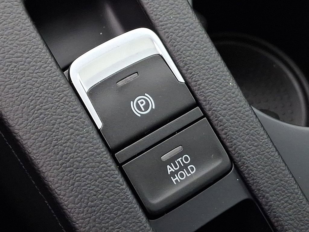 Certified 2023 Volkswagen Arteon SEL Premium AWD/4WD image 24
