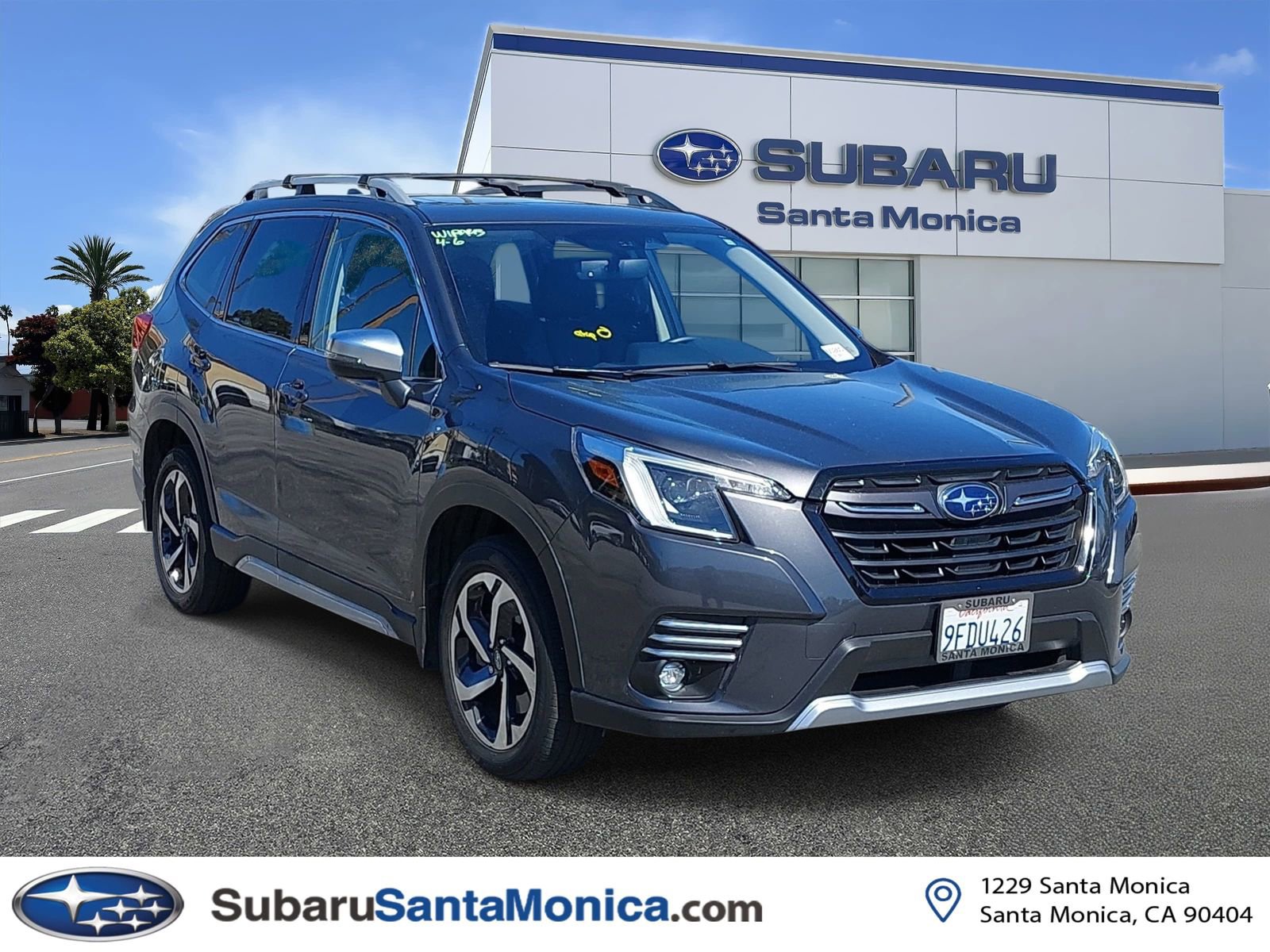 Used 2023 Subaru Forester Touring image 1