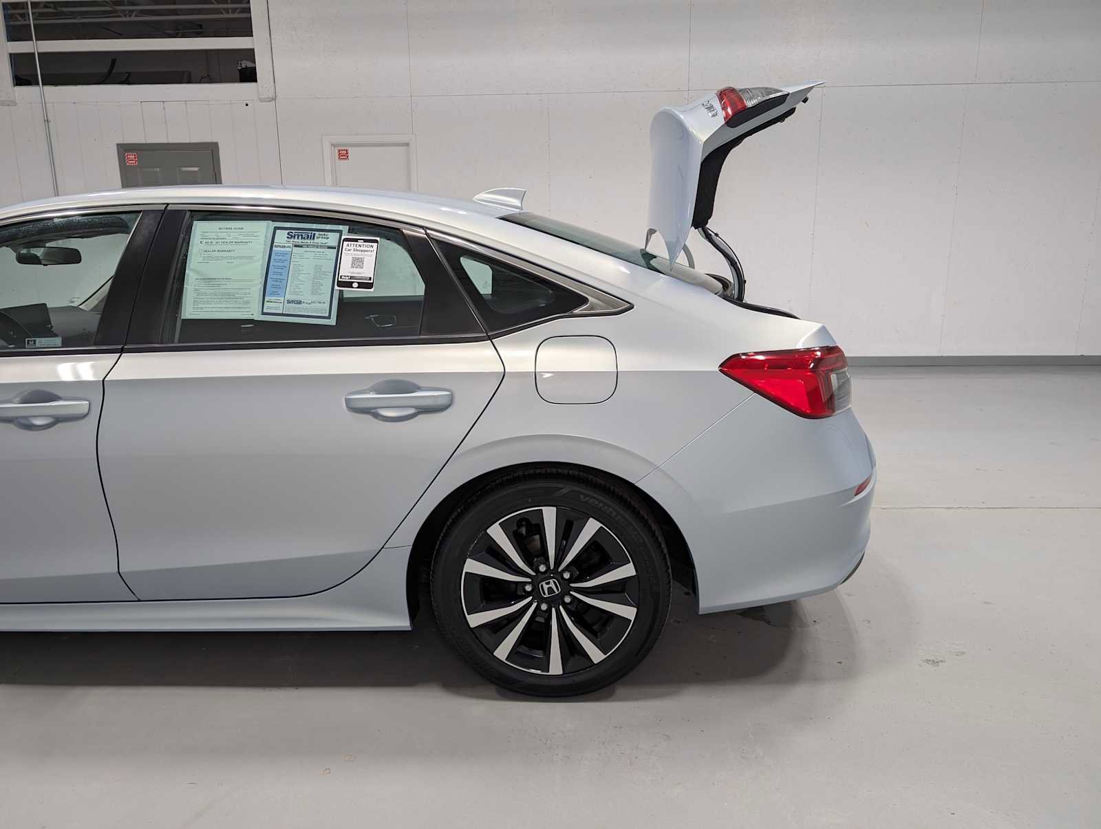 Used 2022 Honda Civic EX image 11