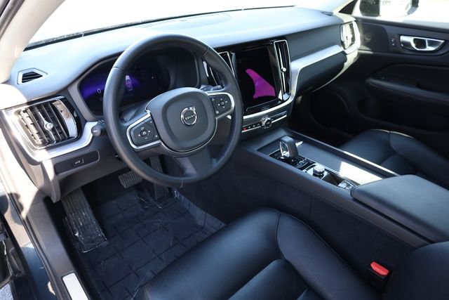 Used 2024 Volvo S60 B5 Core image 12