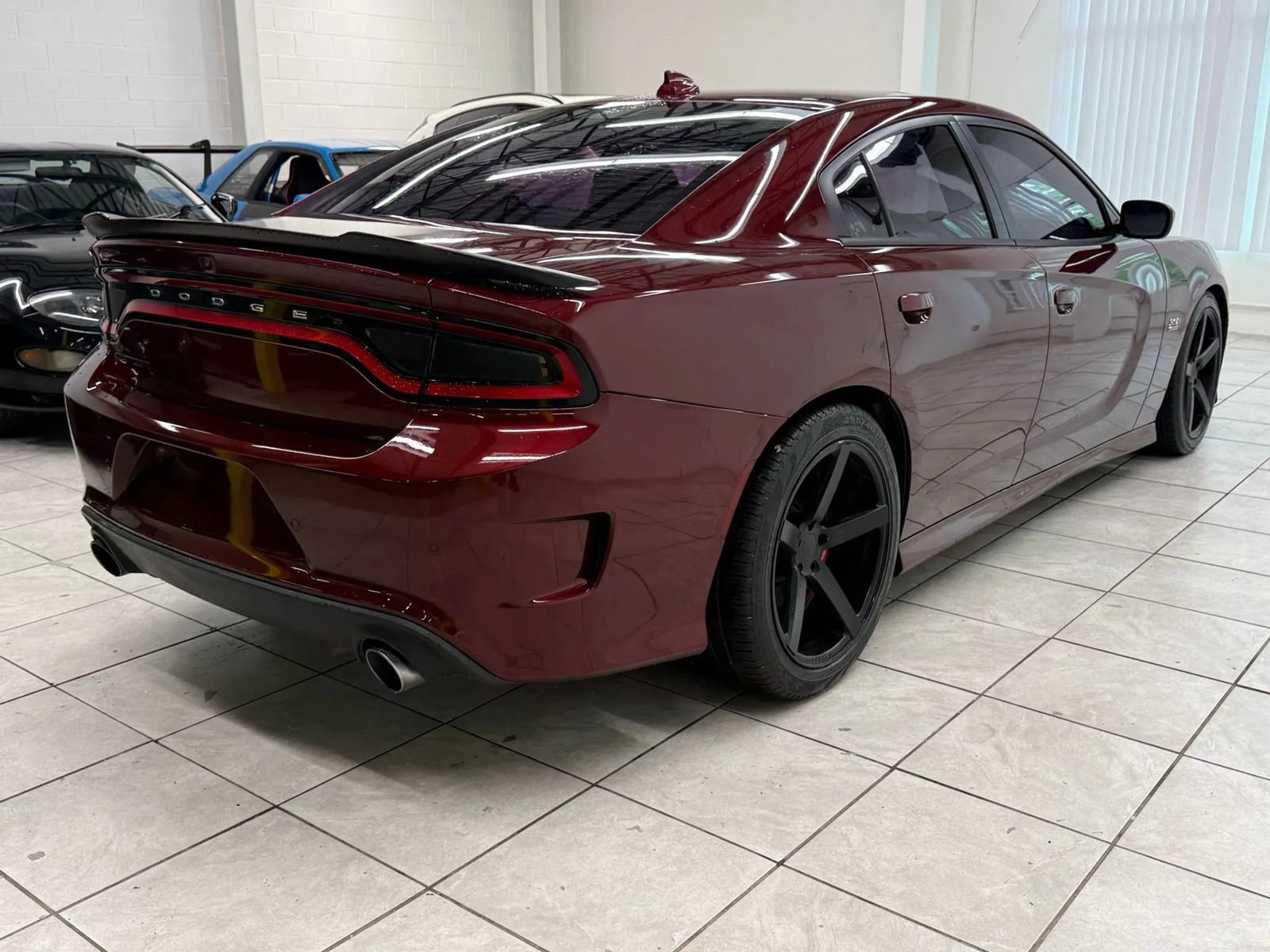 Used 2017 Dodge Charger R/T Scat Pack w/ Driver Confidence Group RWD image 9