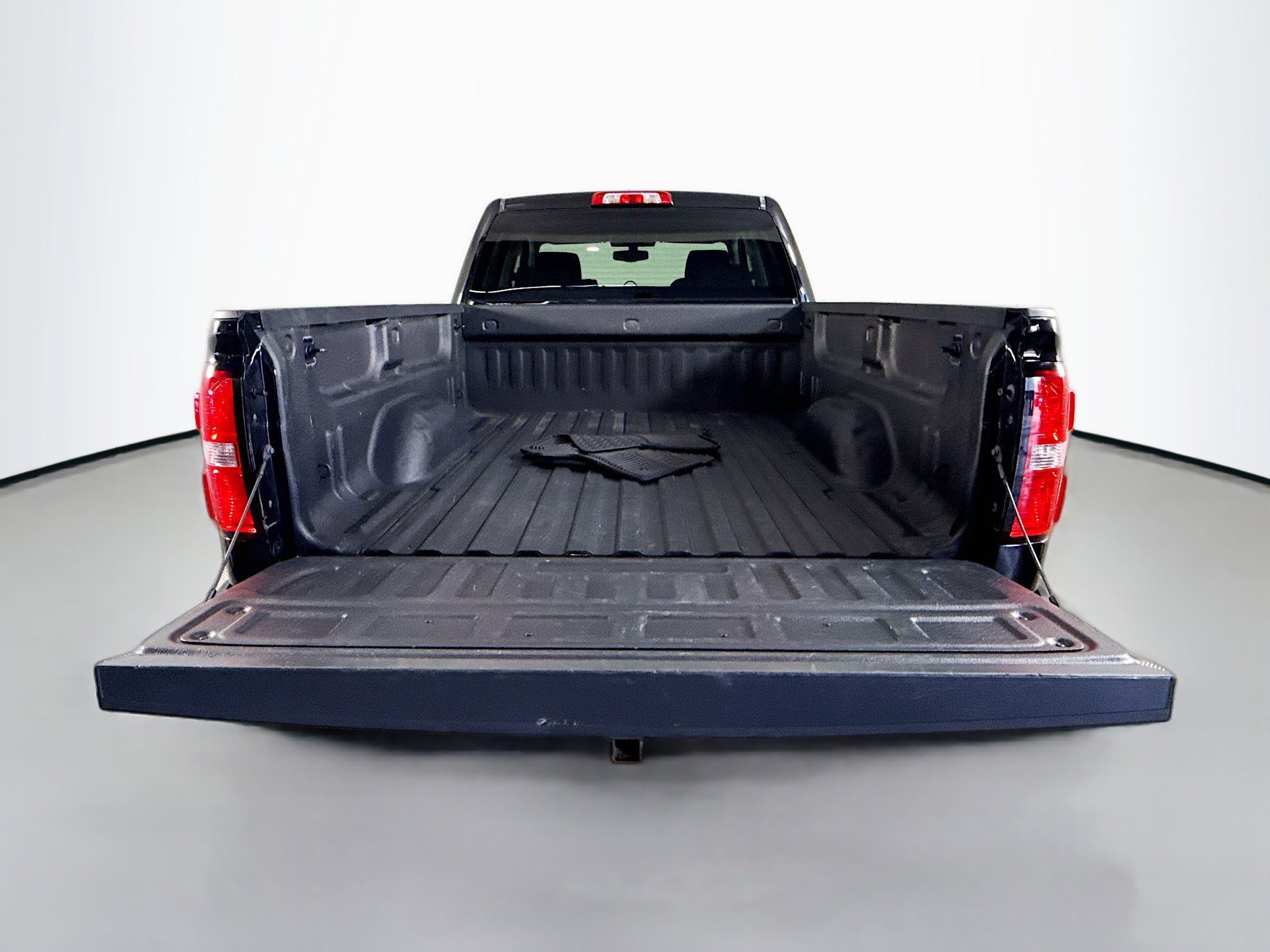 Used 2017 GMC Sierra 1500 SLE w/ SLE Value Package image 34