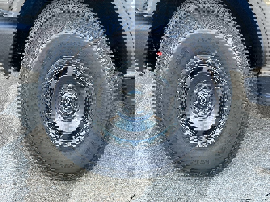 New 2025 Ford Bronco 2-Door w/ Sasquatch Package image 3