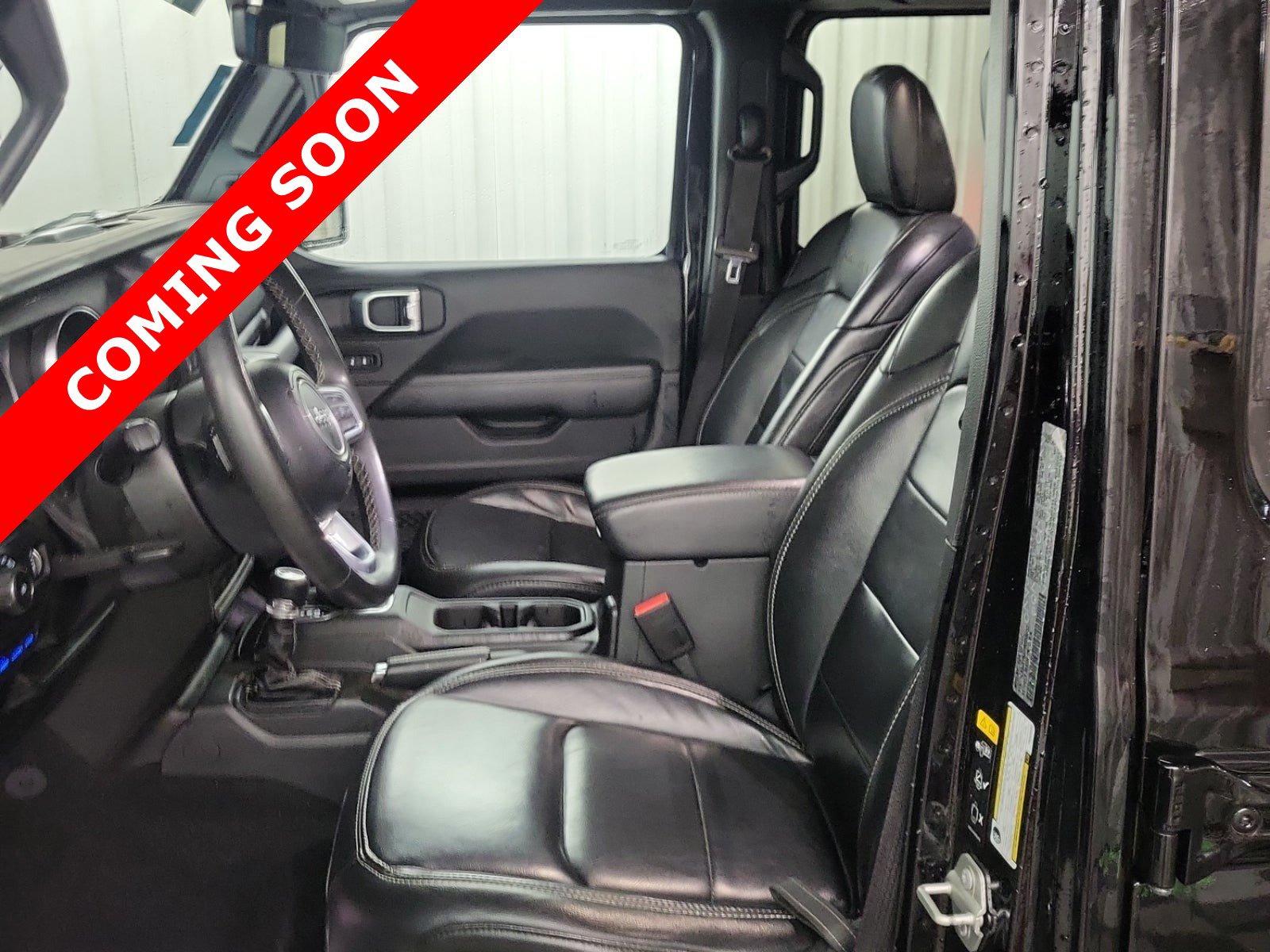 Used 2023 Jeep Wrangler Unlimited Sahara w/ Cold Weather Group AWD/4WD image 6