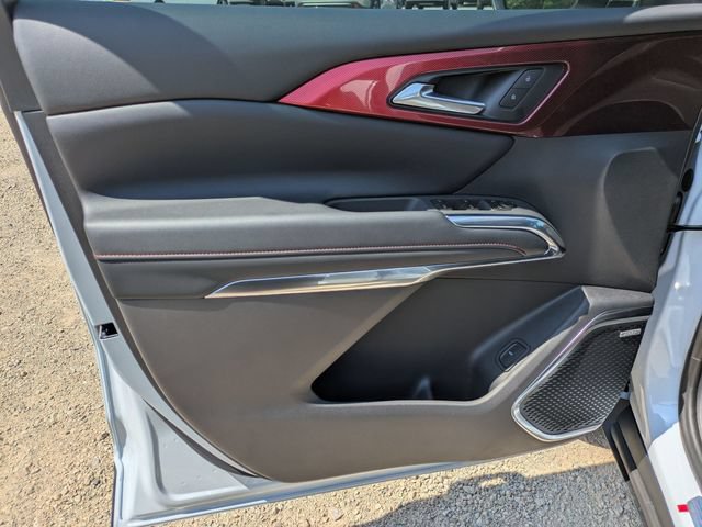 New 2026 Chevrolet Traverse Z71 w/ Enhanced Driving Package AWD/4WD image 8