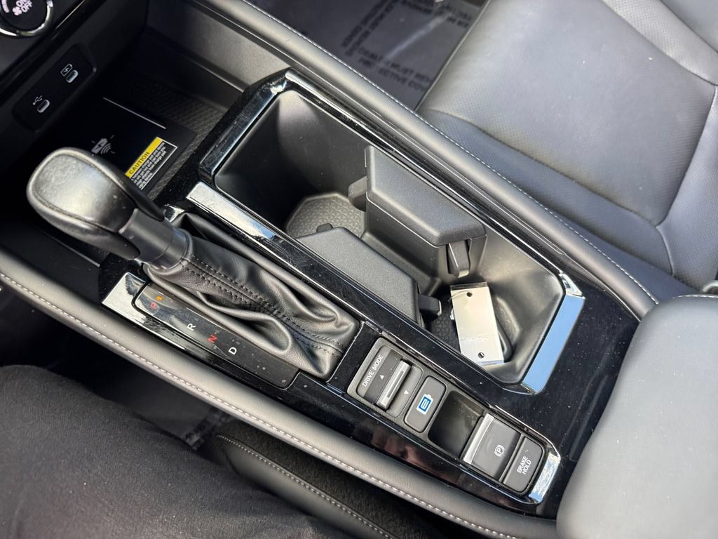 Used 2023 Honda Accord Touring image 21
