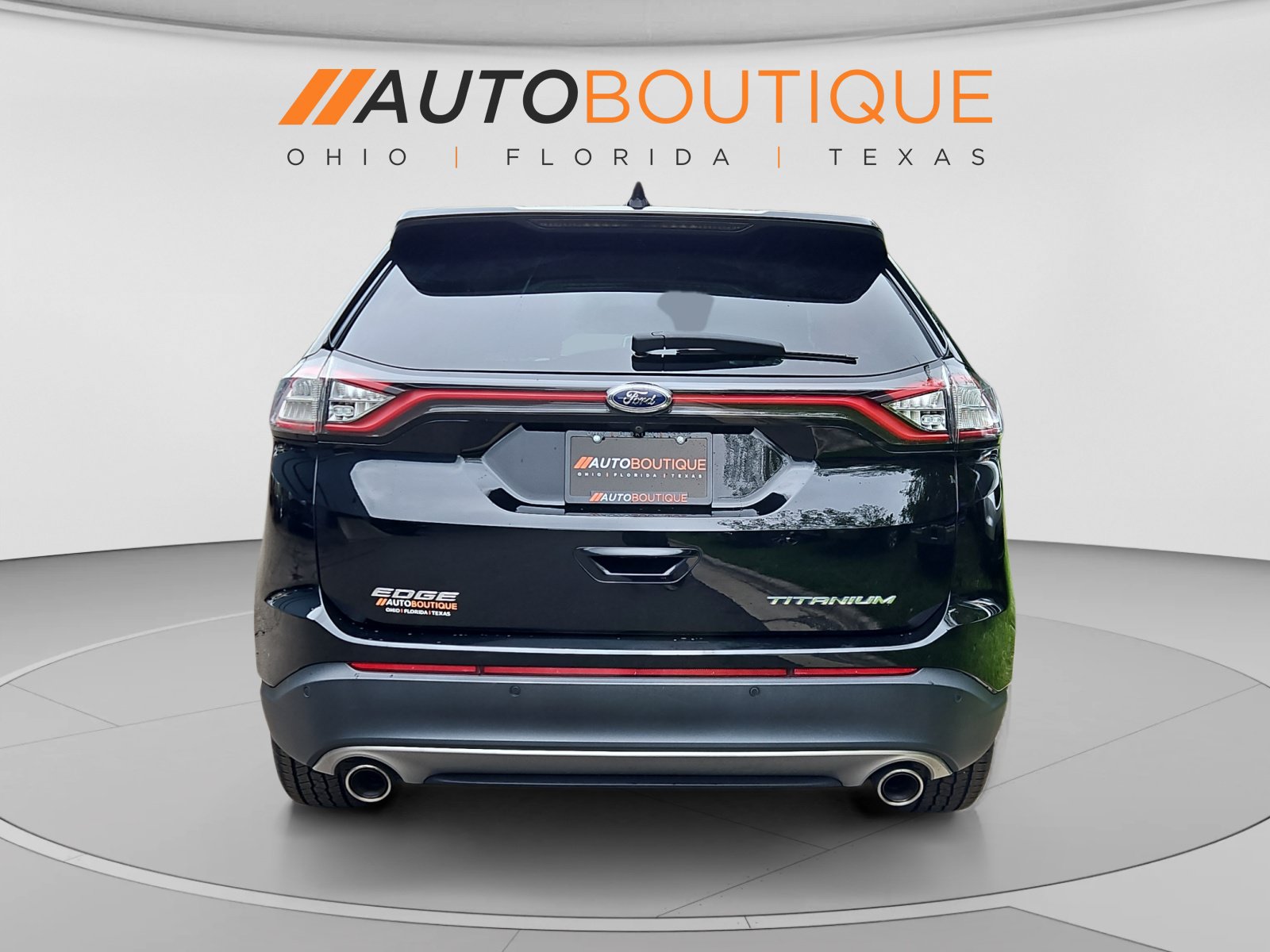 Used 2018 Ford Edge Titanium FWD image 4