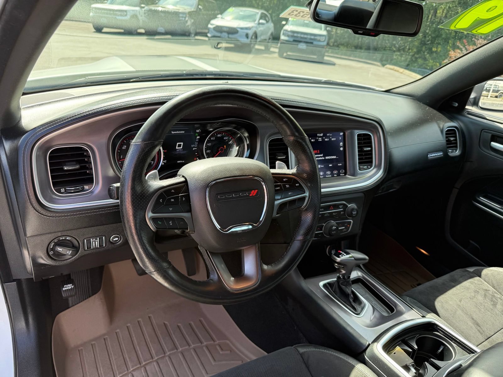 Used 2019 Dodge Charger R/T w/ Plus Group RWD image 13