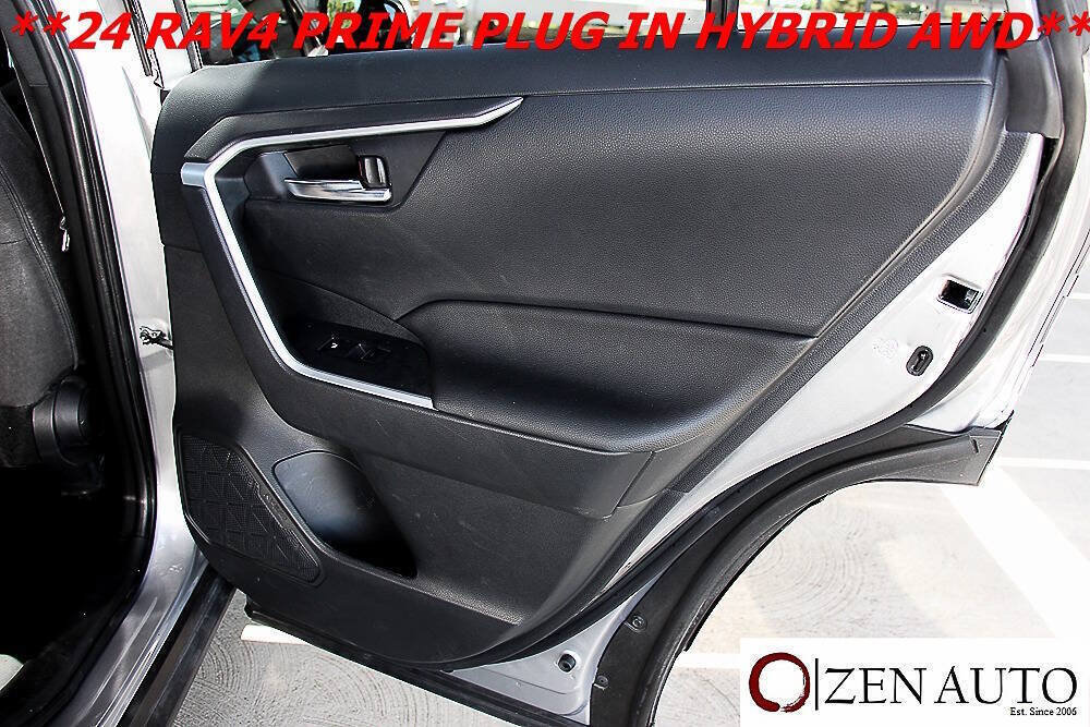 Used 2024 Toyota RAV4 SE w/ Weather & Moonroof Package AWD/4WD image 38