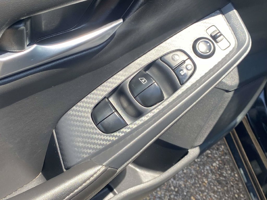 Used 2024 Nissan Sentra SV FWD image 20
