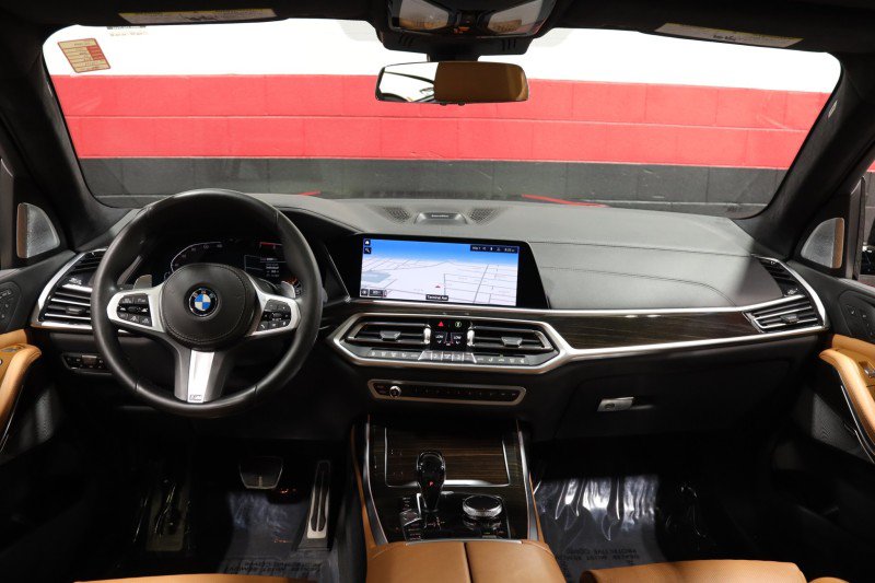 Used 2019 BMW X7 xDrive50i w/ M Sport Package AWD/4WD image 59