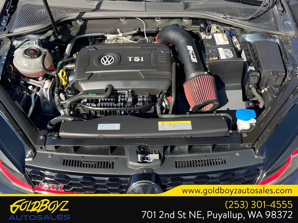 Used 2021 Volkswagen GTI SE FWD image 9