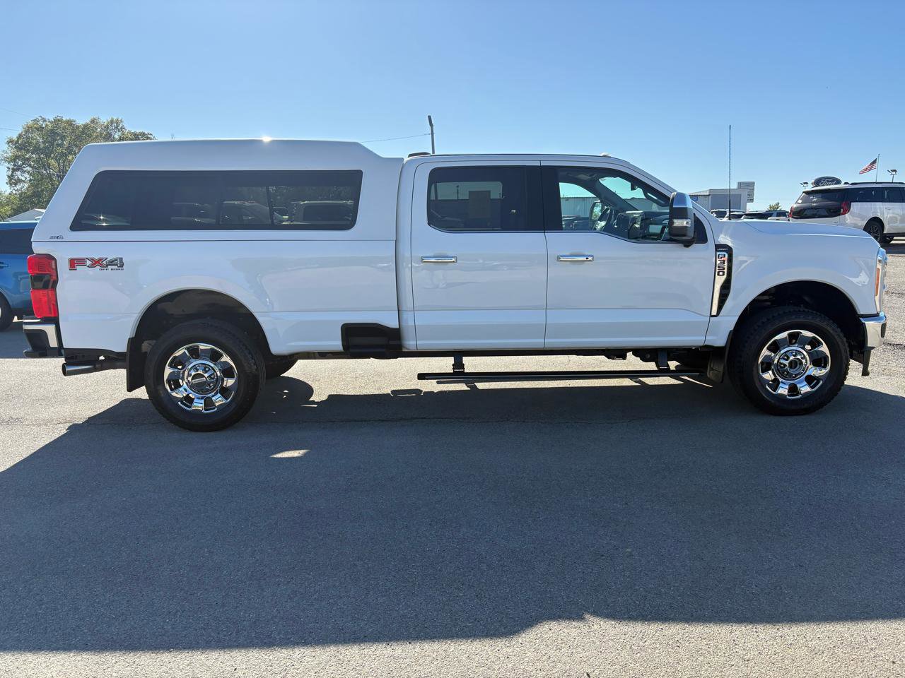 Used 2023 Ford F350 Lariat w/ Lariat Ultimate Package image 2