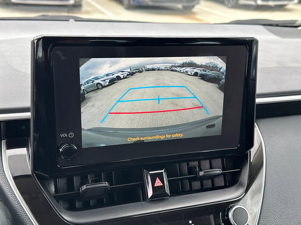 Used 2025 Toyota Corolla LE image 23