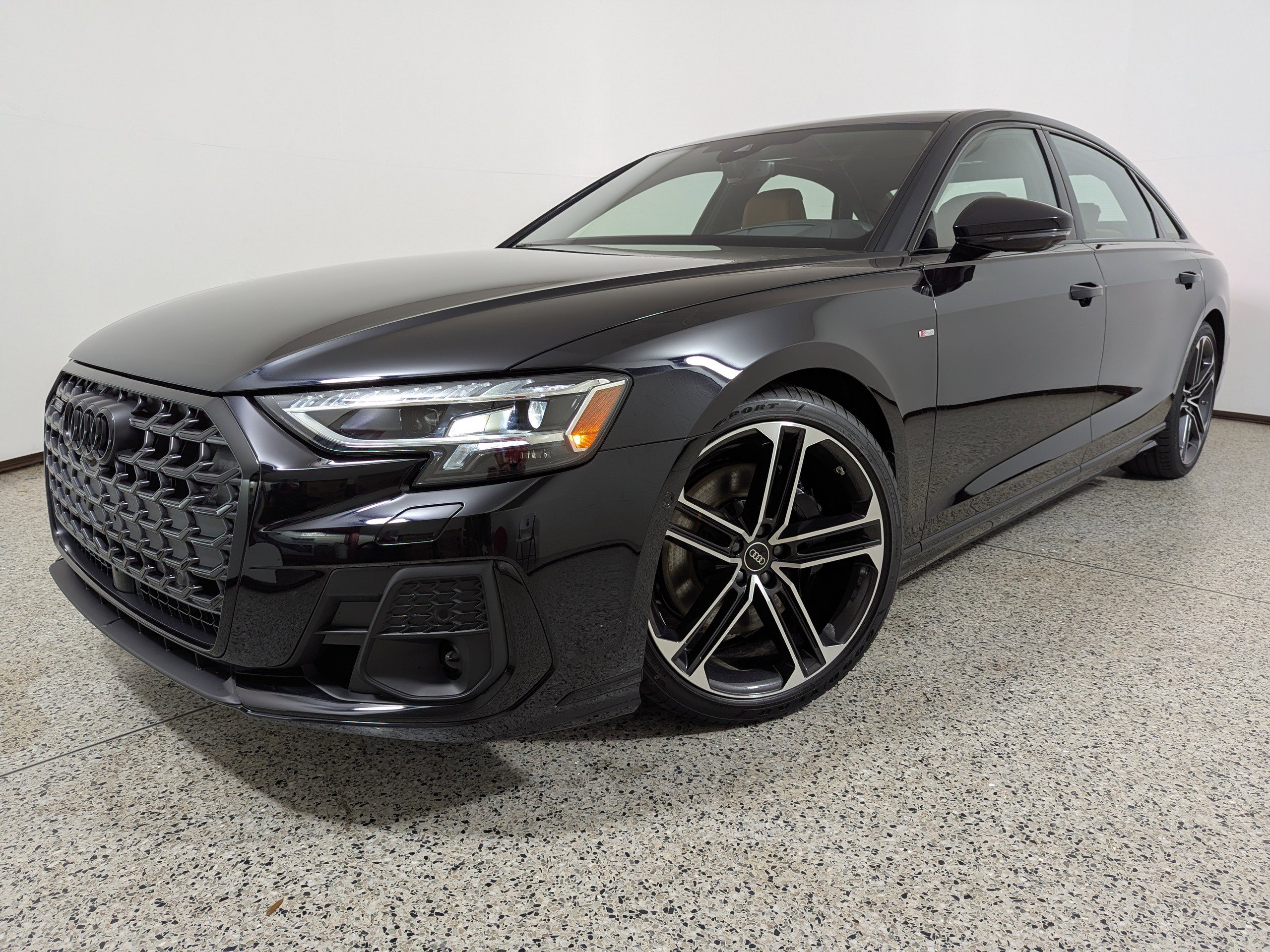 New 2025 Audi A8 L 3.0T image 21