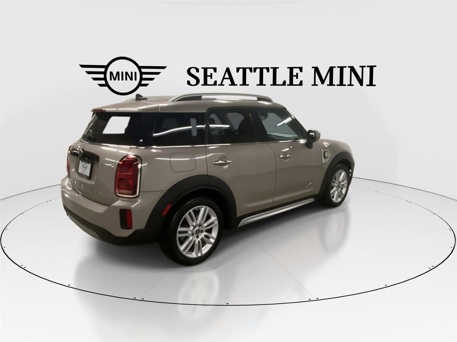 Used 2023 MINI Cooper Countryman SE w/ Signature Upholstery Package AWD/4WD image 11