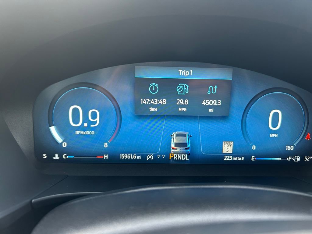 Used 2025 Ford Escape Platinum image 16