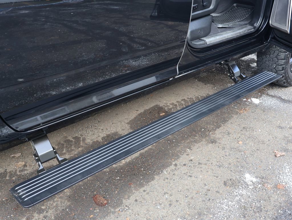 Used 2020 RAM 3500 Limited image 28