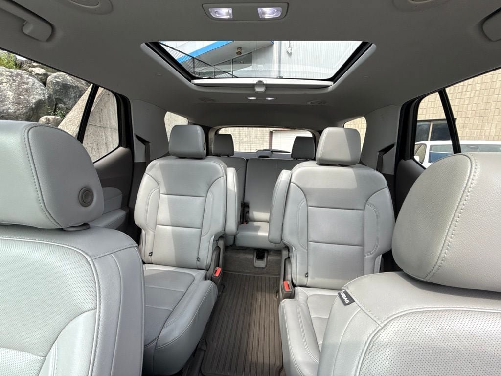 Used 2018 Chevrolet Traverse Premier AWD/4WD image 22
