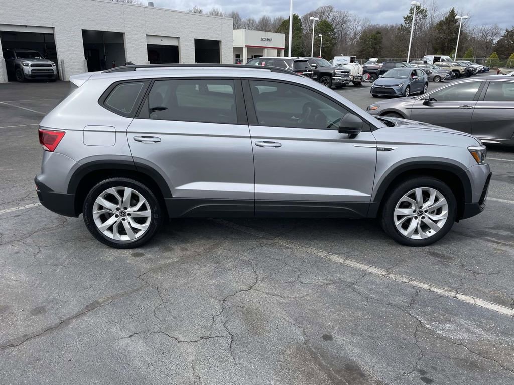 Used 2023 Volkswagen Taos S image 11