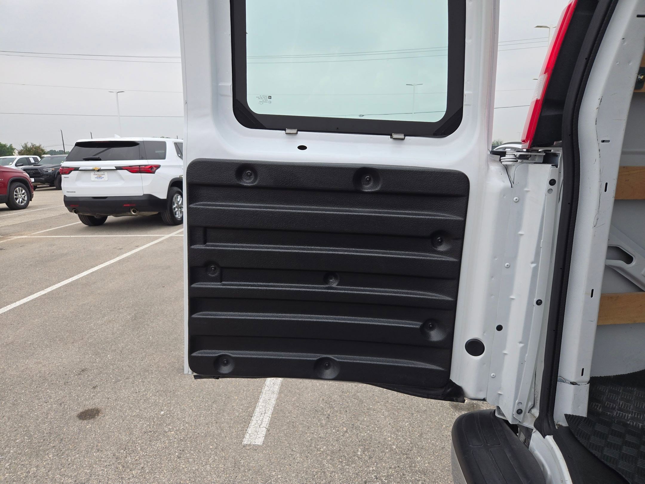 Certified 2025 GMC Savana 2500 w/ Driver Convenience Package RWD image 16