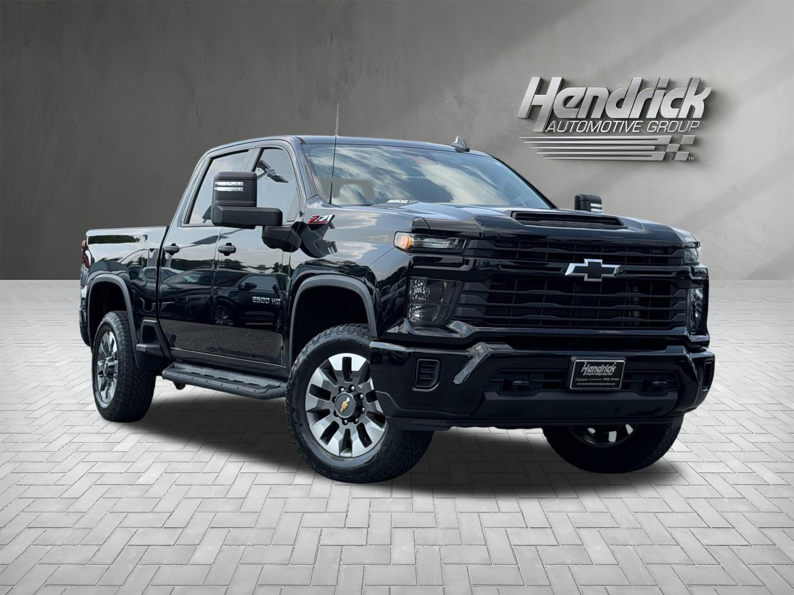 Used 2024 Chevrolet Silverado 2500 Custom w/ Custom Value Package AWD/4WD video 2