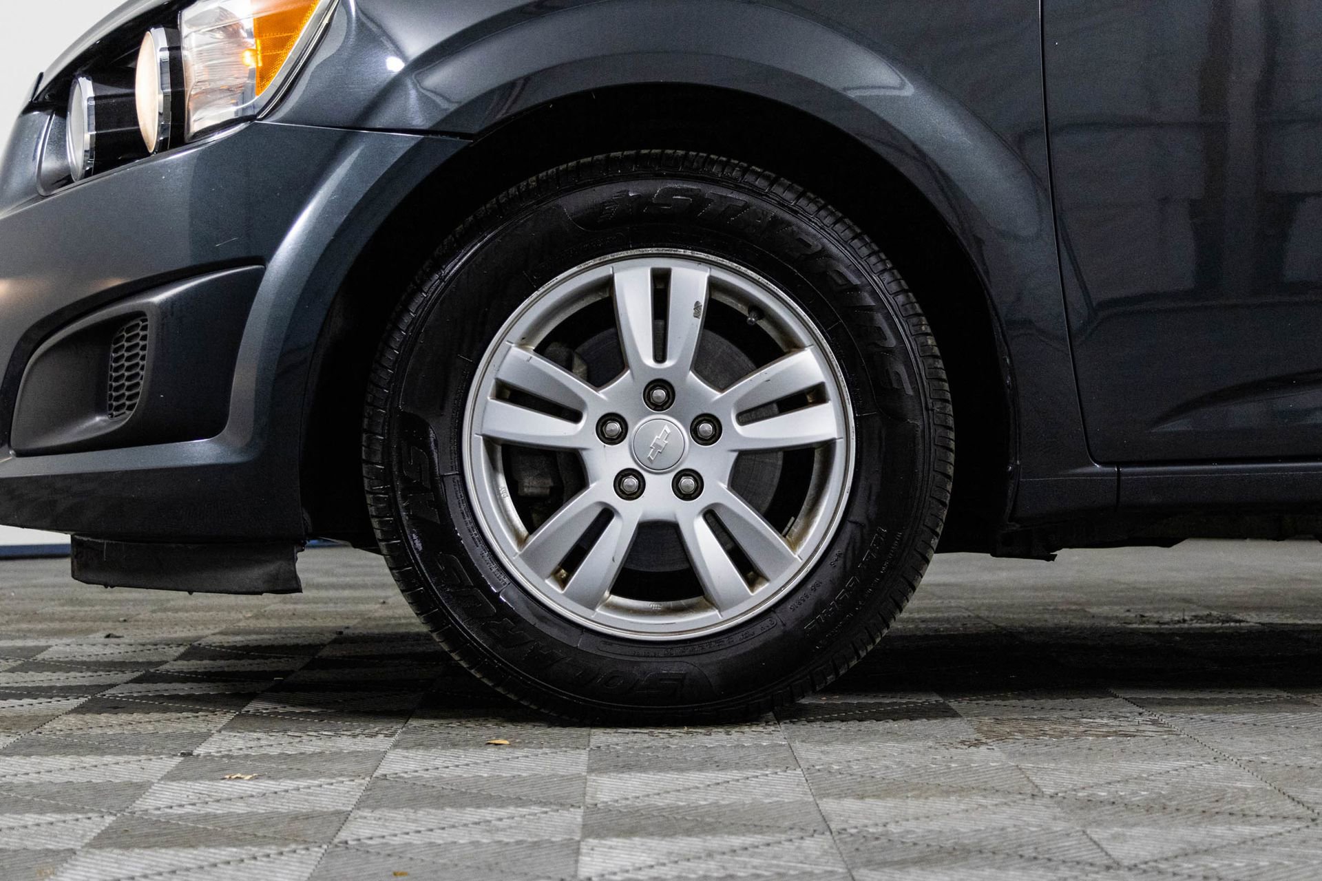 Used 2014 Chevrolet Sonic LT image 43