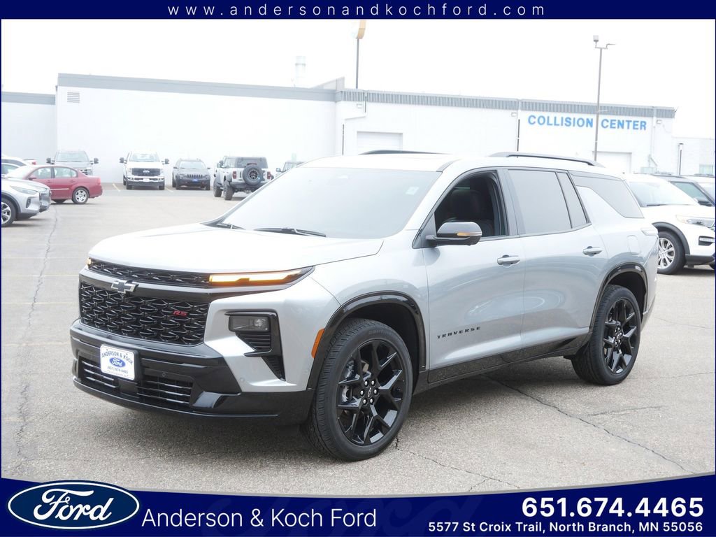 Used 2024 Chevrolet Traverse RS