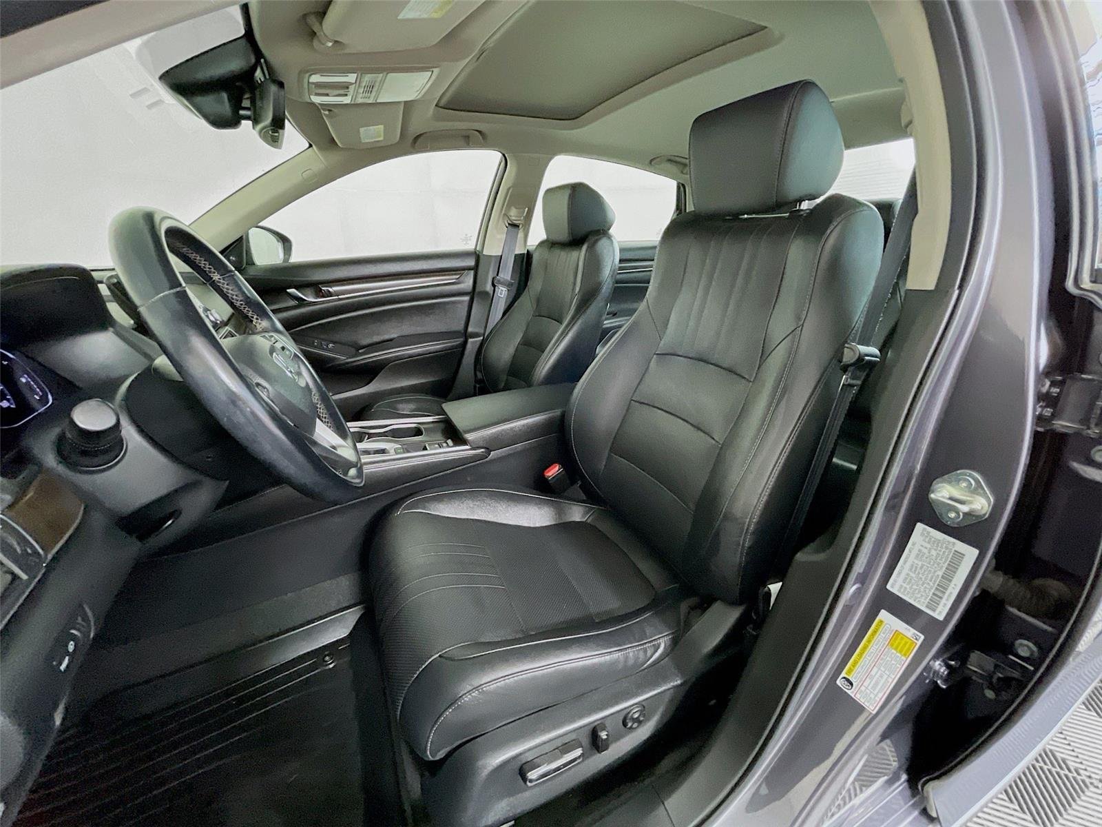 Used 2020 Honda Accord EX-L image 24