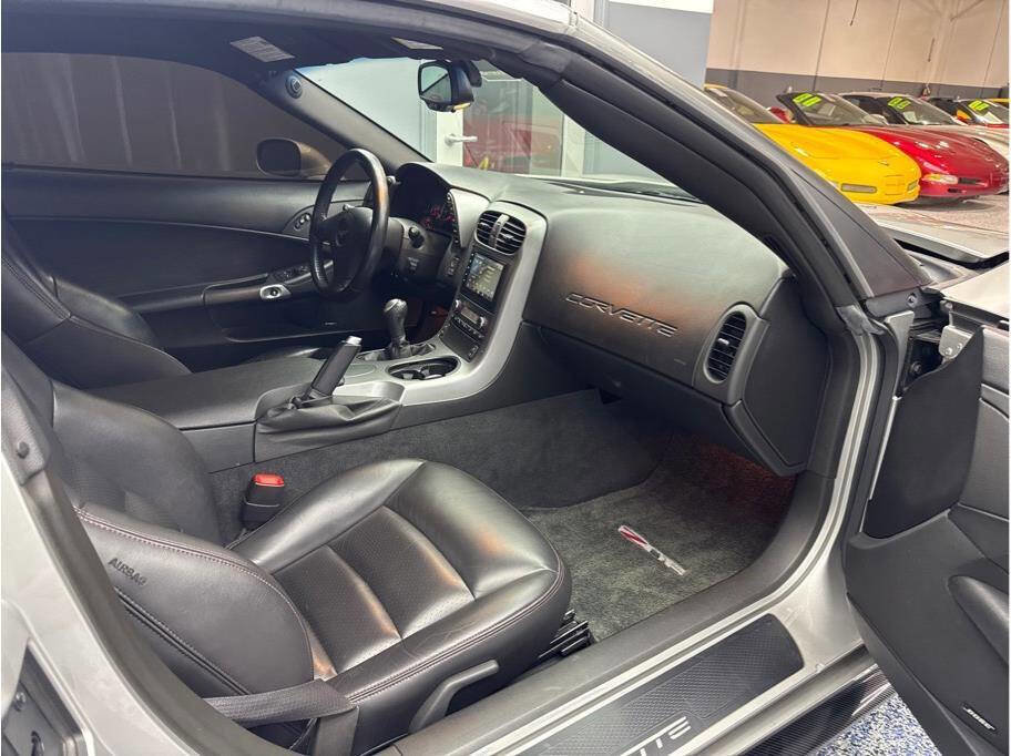 Used 2006 Chevrolet Corvette Z06 w/ Preferred Equipment Group image 19