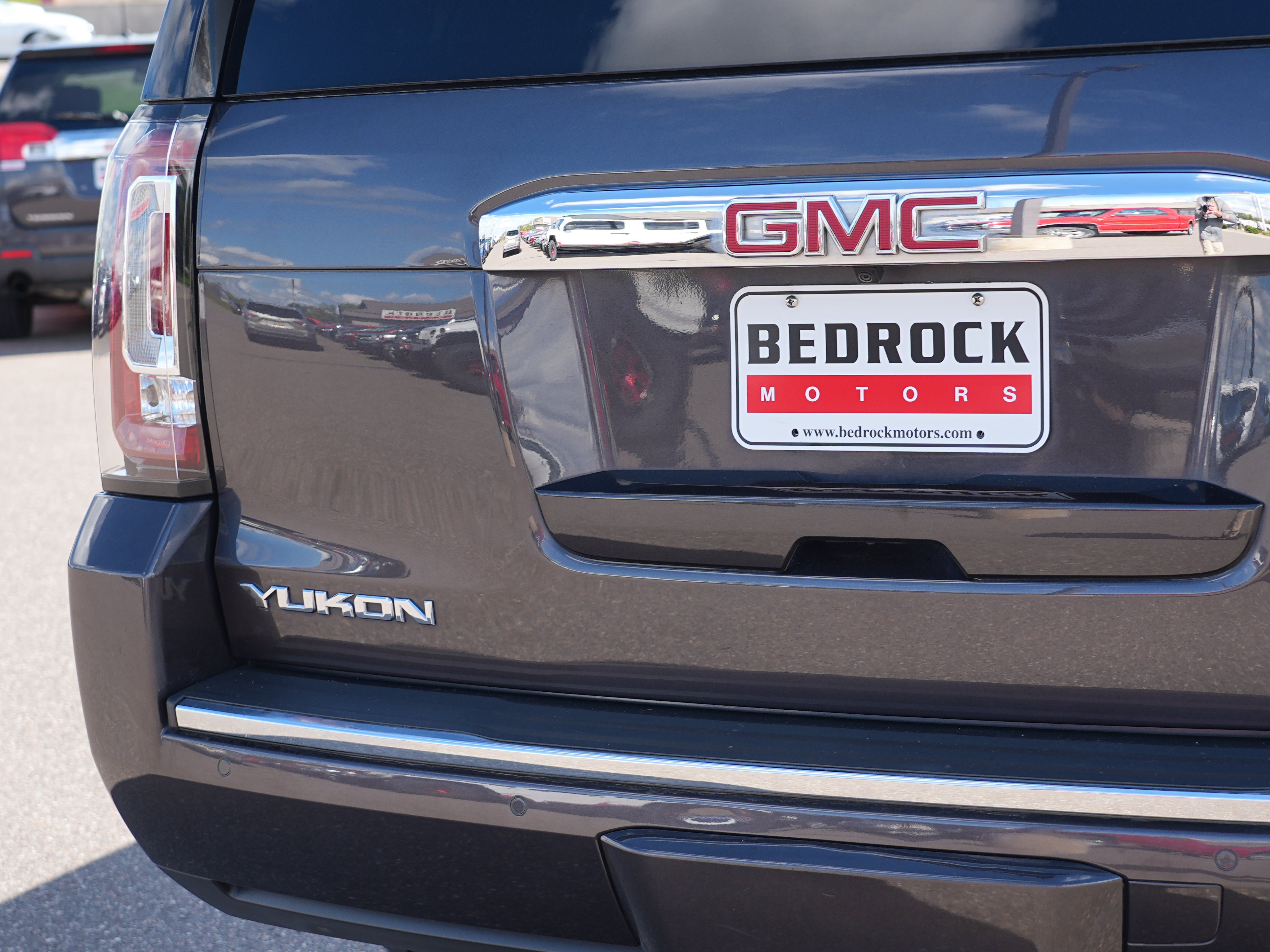 Used 2016 GMC Yukon Denali w/ Open Road Package AWD/4WD image 10